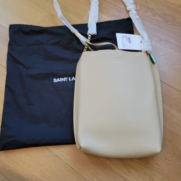 Saint laurent Suzanne small leather shoulder bag NWT - Picture 2 of 15